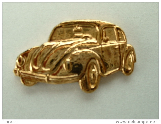 PIN´S   VOLKSWAGEN - COCCINELLE DORE - Volkswagen