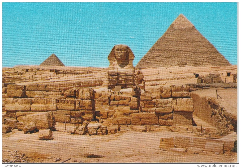 (EG26) GIZA. SPHINX AND THE PYRAMIDS OF KEPHREN AND MIKERINOS - Sphinx