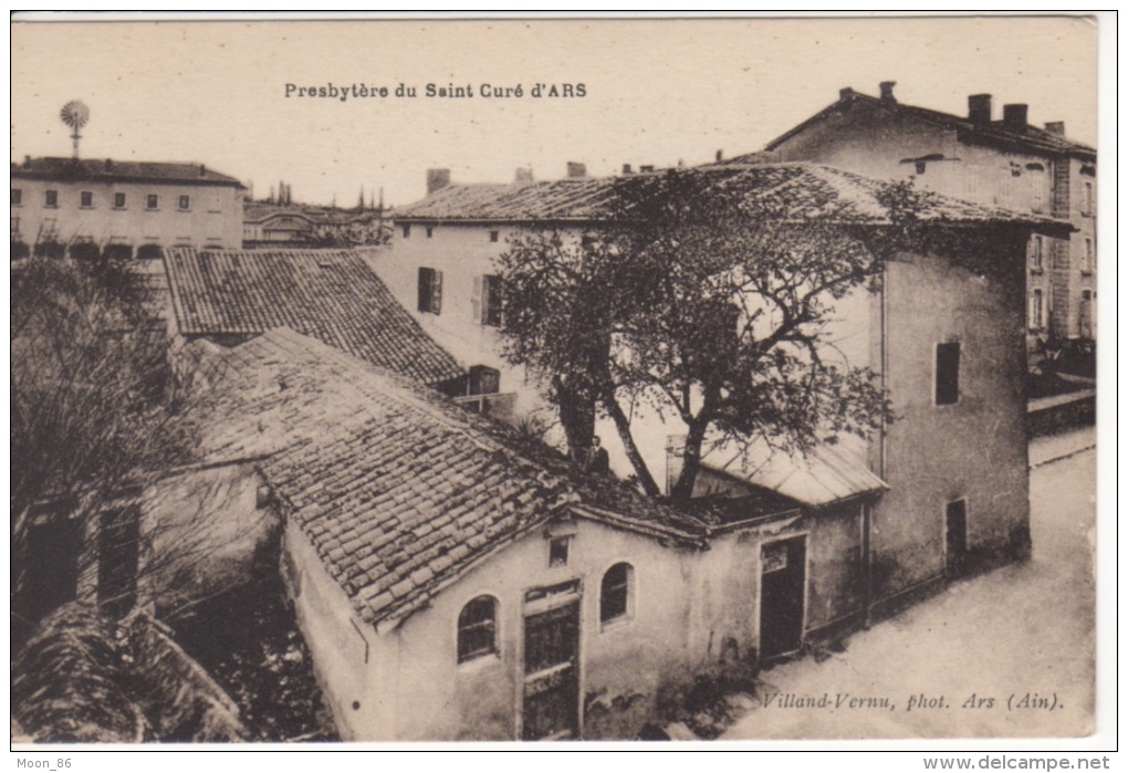 01 - ARS - AIN - PRESBYTÈRE  DU ST CURÉ - Ars-sur-Formans