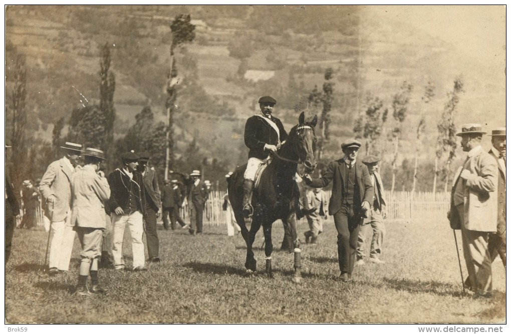 31 LUCHON - BELLE CARTE PHOTO DE L HIPPODROME DE LUCHON - COURSES - PHOTOGRAPHE A . BENOIST  MODERN STYLE - Luchon