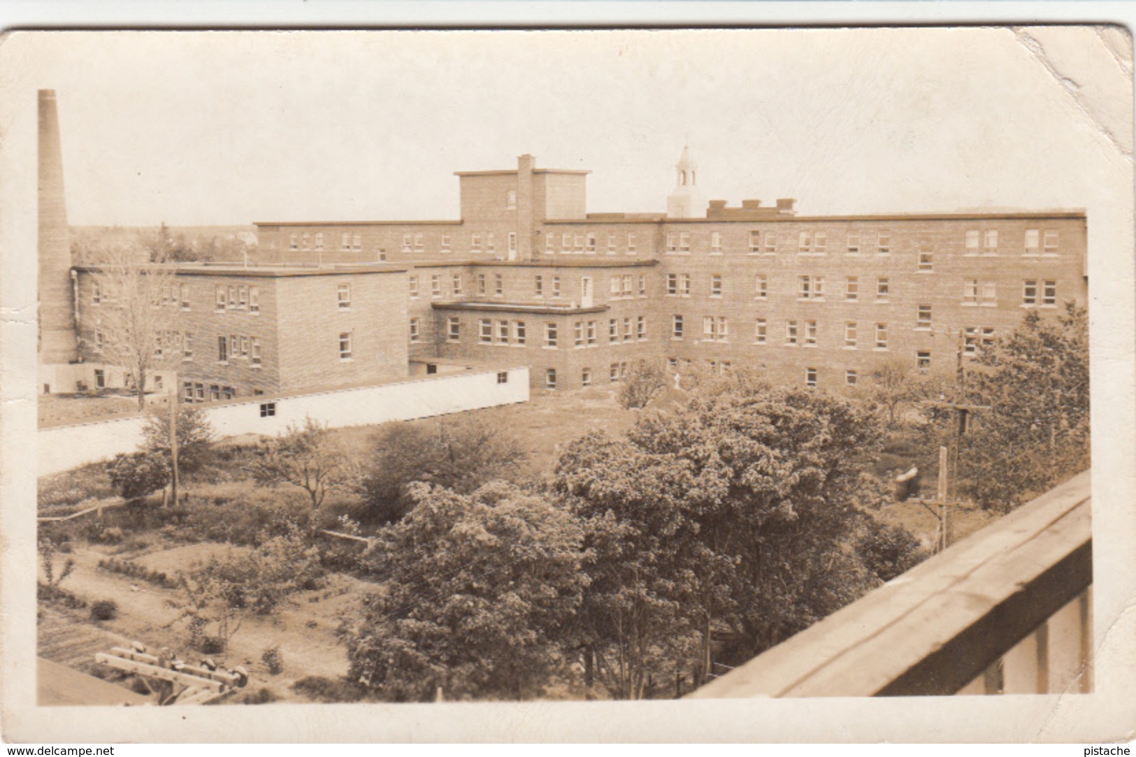 Carte Photo - Vraisemblablement Hôpital De Baie-Saint-Paul Québec Canada - 2 Scans - À Identifier - A Identifier