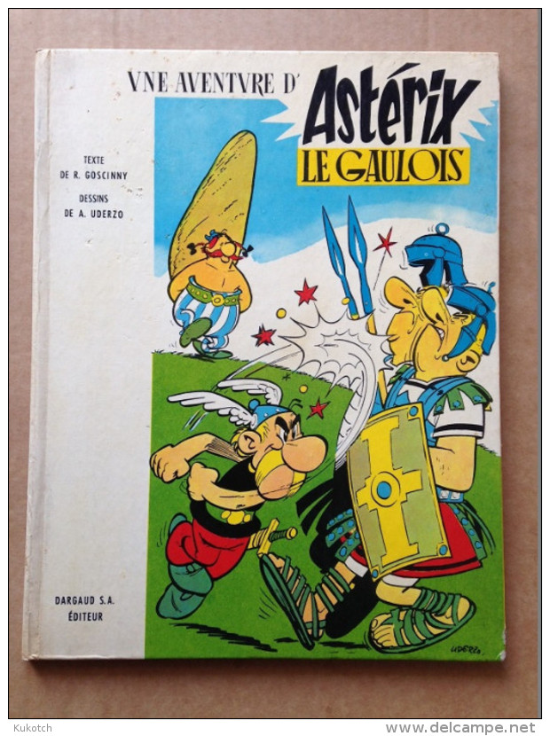 BD Astérix Le Gaulois - Uderzo - Goscinny (1961) - Astérix