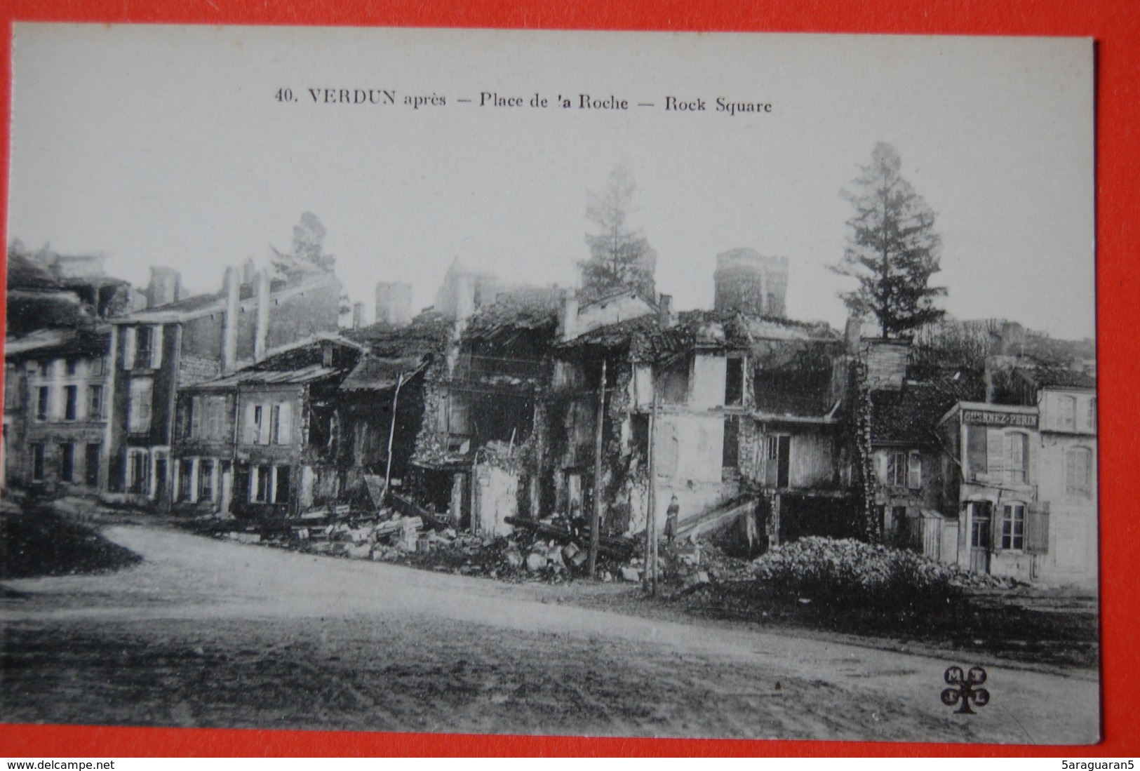 CPA Animée - VERDUN (55) - Place De La Roche Après Les Bombardements - Verdun