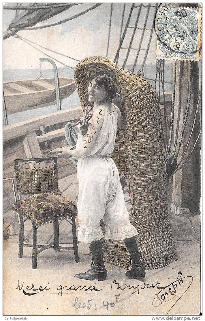 [DC3297] CPA - DONNA SULLA NAVE - Viaggiata 1905 - Old Postcard - Donne