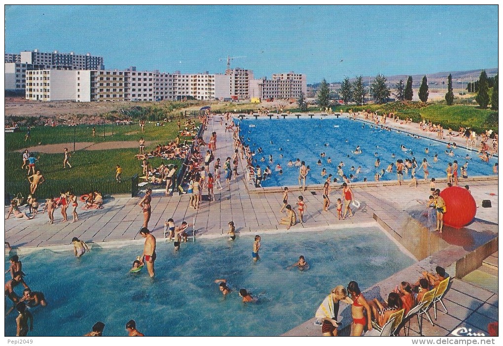 PN279  - POSTAL - ST. CHAMOND - LOIRE - LA PISCINE - Otros & Sin Clasificación