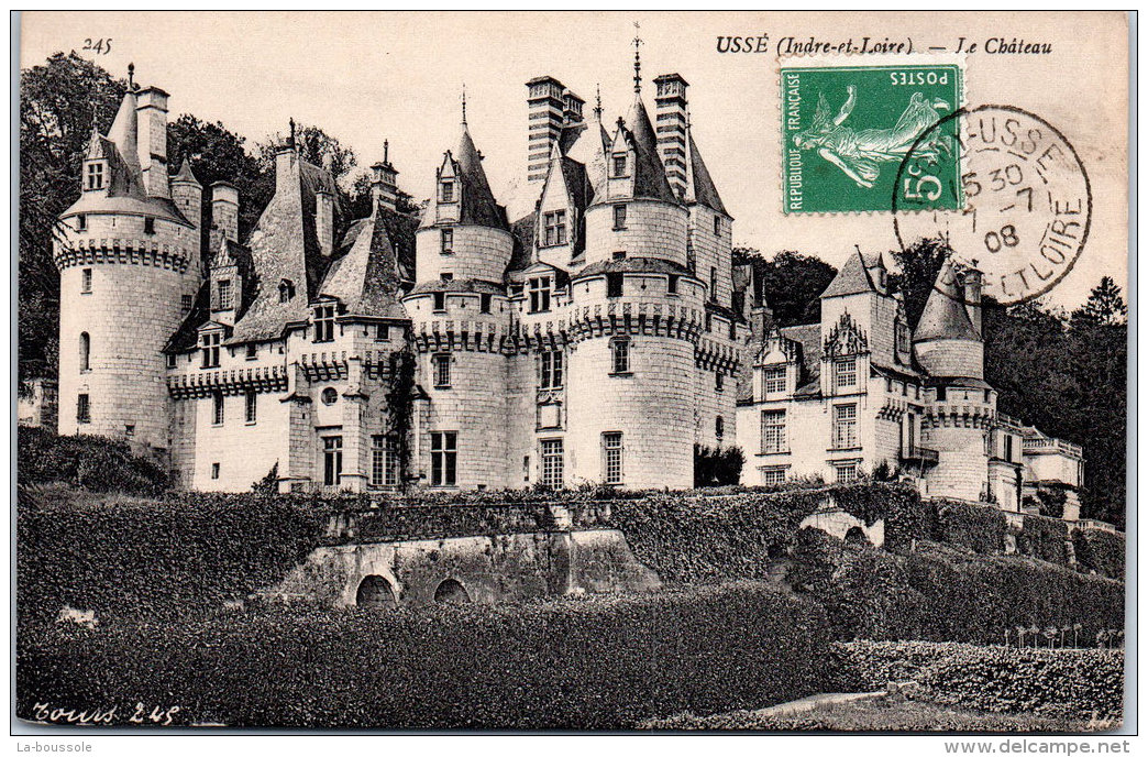 37 USSE --- Le Château - Other & Unclassified