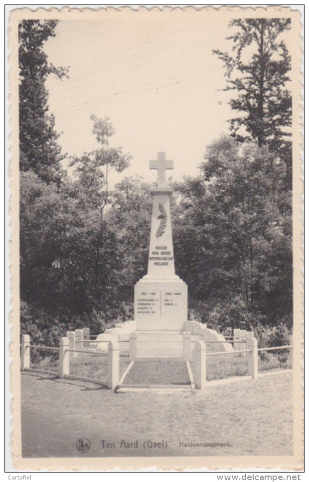 GEEL-TEN AARD-HELDENMONUMENT-OORLOG-UITGAVE-A.BEERSMANS-KASTERLEE-NIET VERSTUURD-ZELDZAAM-ZIE 2 SCANS ! ! ! - Geel