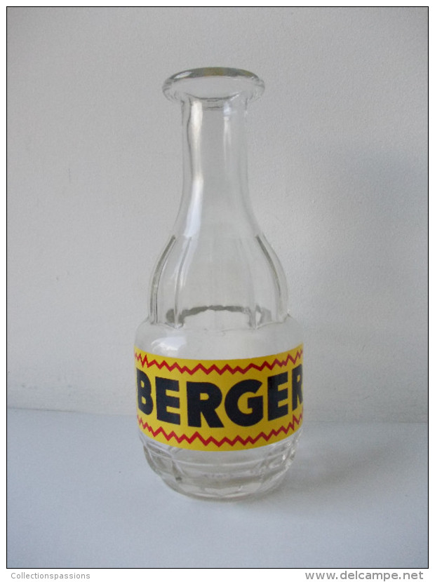 - Ancienne Carafe En Verre. BERGER - - Jarras