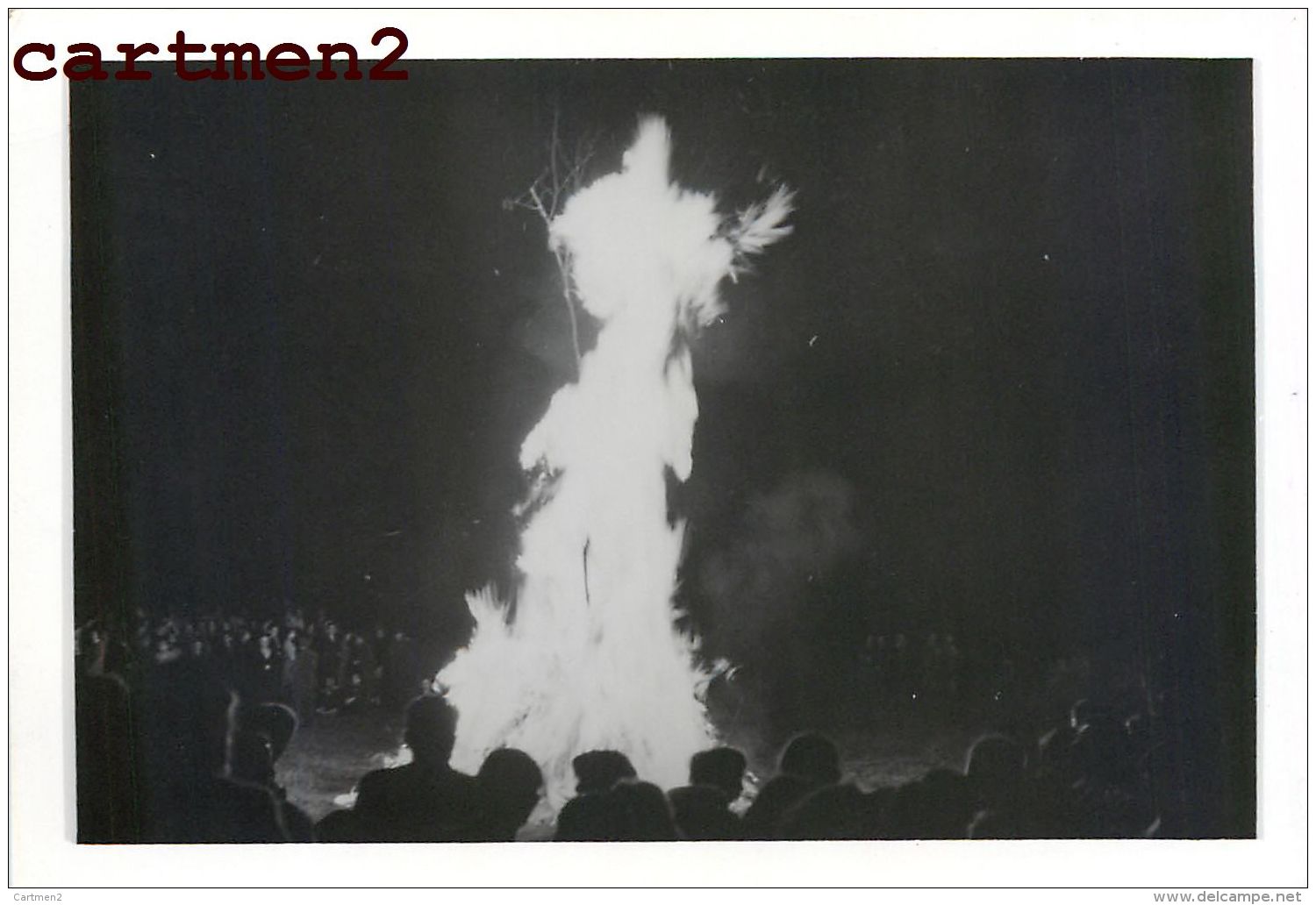 13 PHOTOGRAPHIE ANCIENNE : MONTFERMEIL LA FETE DE LA SAINT-JEAN PLACE DU CHATEAU FEU 93