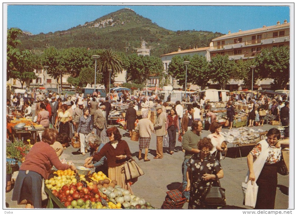 La Valette Du Var. Place Du Marché. - La Valette Du Var