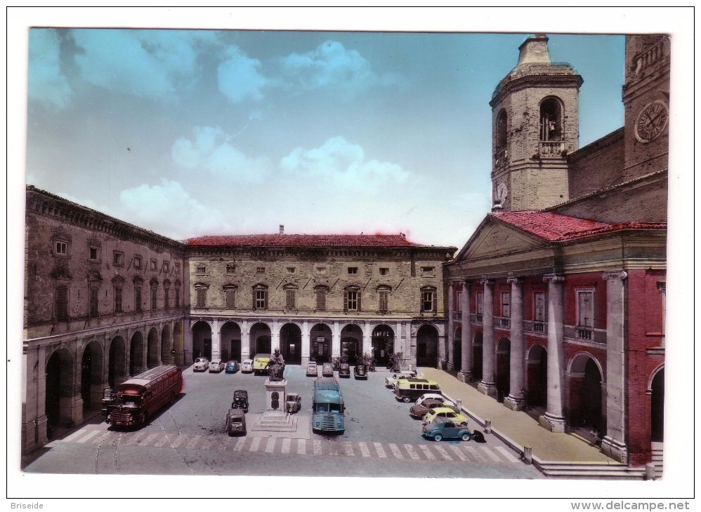 CAMERINO MACERATA PIAZZA CAVOUR    F/G LUCIDA  VIAGGIATA  1964 - Altri & Non Classificati