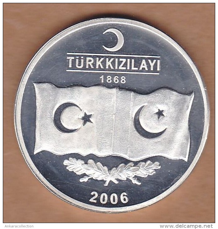 AC - PAKISTAN HUMANITARIAN OPERATIONS BY TURKISH RED CRESCENT 08 OCTOBER 2005 COMMEMORATIVE SILVER MEDAL - Royal / Of Nobility