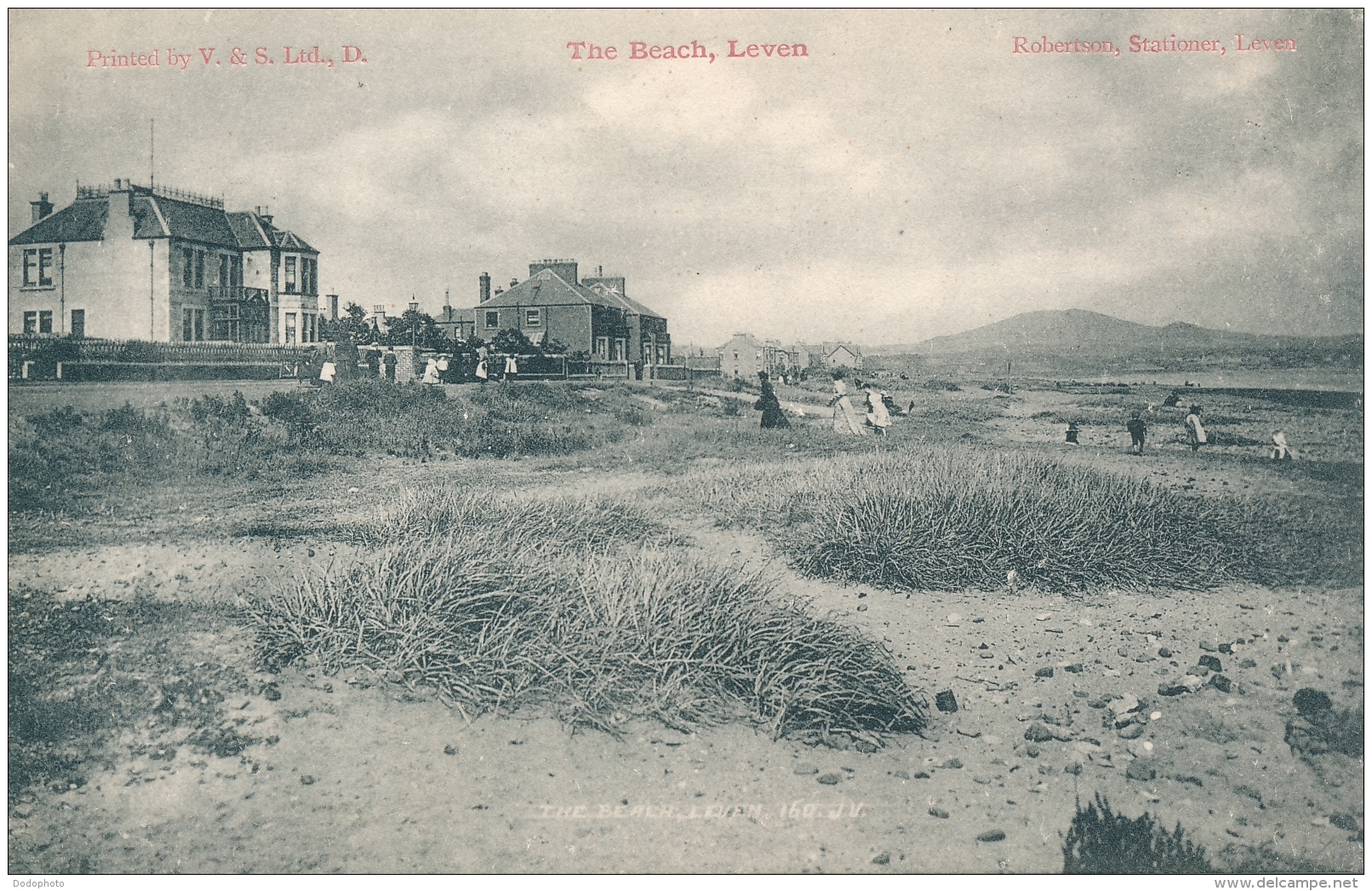 PC63368 The Beach. Leven. Robertson. V. And S - World