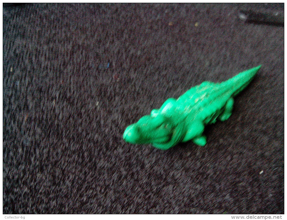 KINDER TOY 1980 RARE VINTAGE ORIGINAL GERMANY MADE CROCODILE GREEN RARE  FIGURINE - Altri & Non Classificati