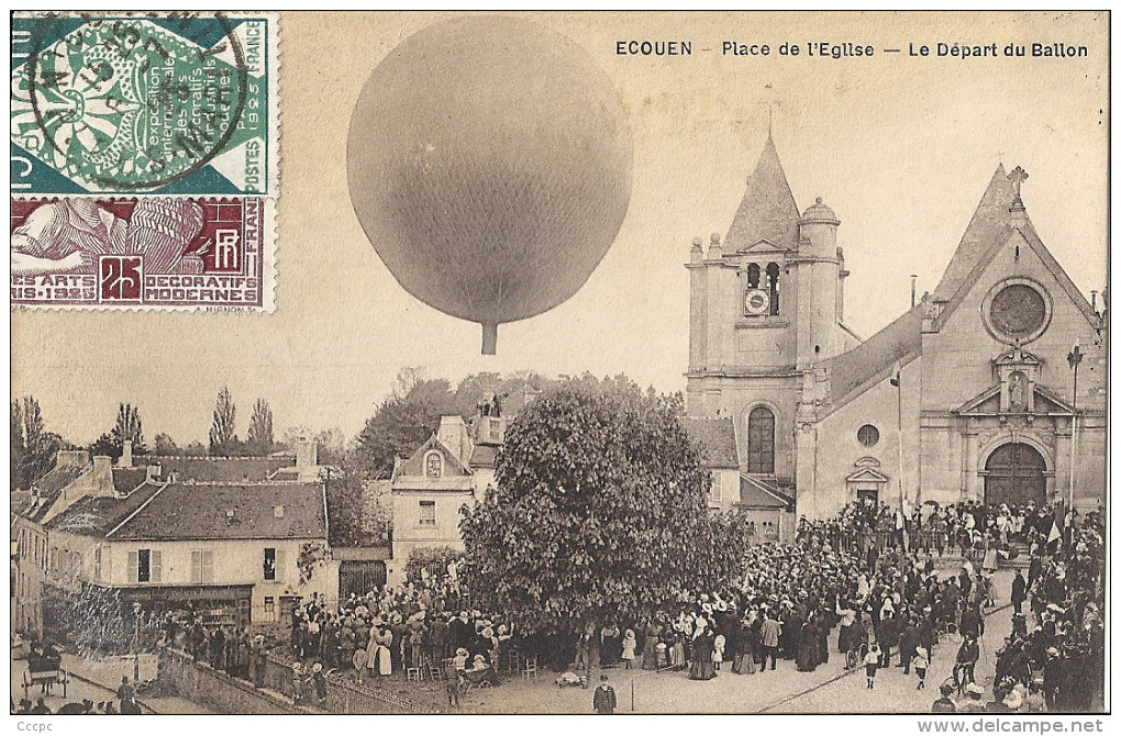 CPA Ecouen Place De L'Eglise - Le Départ Du Ballon - Ecouen