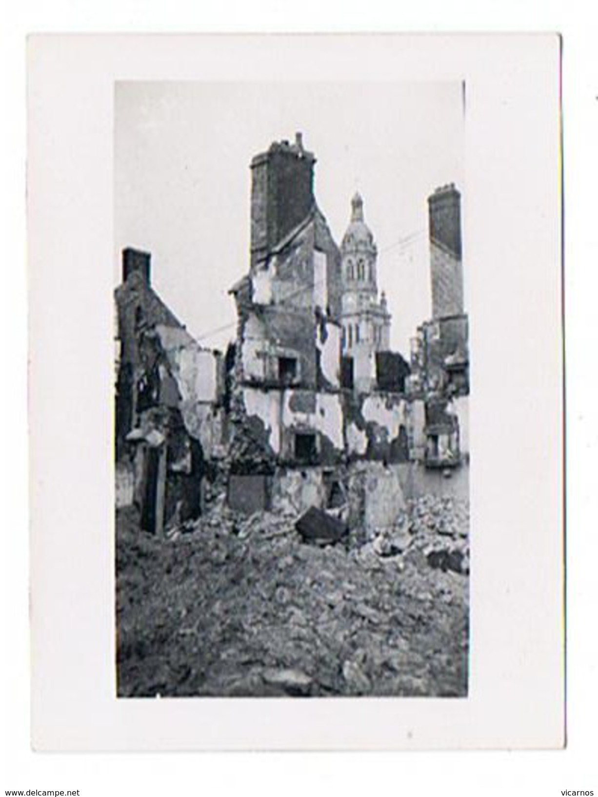 CARTE PHOTO AVRANCHES Lot de31 photos plus1photo sur Lolif au loin sur la dévastation de la ville par l'aviation en 1944
