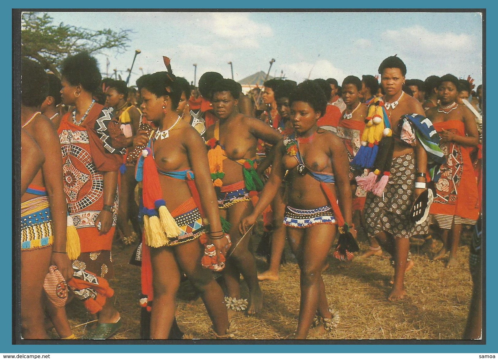 Swaziland Afrique Du Sud Cérémonie Femmes Vêtements Perles Seins Nus - Swaziland