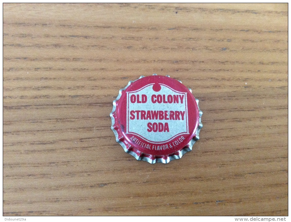 Ancienne Capsule De Soda "OLD COLONY STRAWBERRY SODA, CAPE GIRARDEAU" WHS Etats-Unis (USA) (intérieur Liège) - Soda