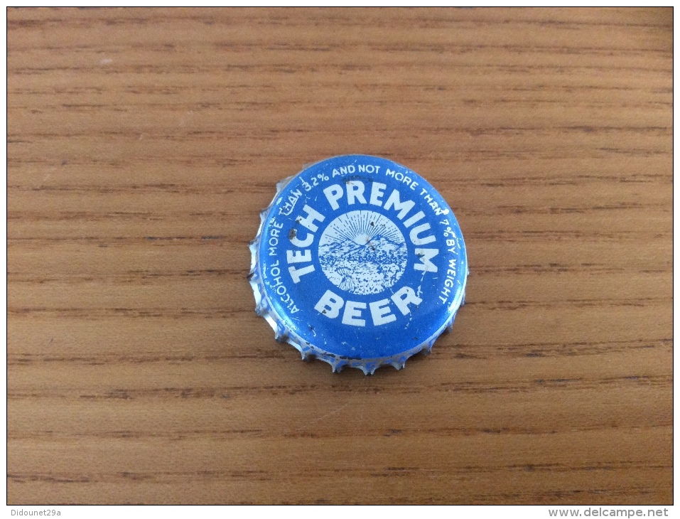 Ancienne Capsule * De Bière "TECH PREMIUM BEER, OHIO" Etats-Unis (USA) (intérieur Liège) - Bier