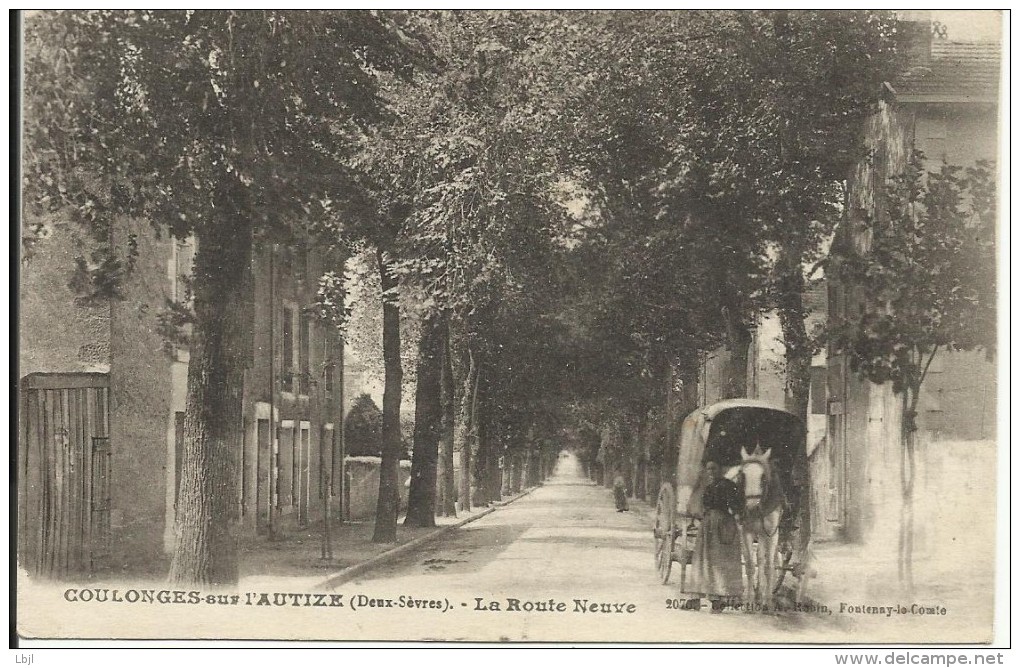 COULONGES SUR L' AUTIZE , La Route Neuve , CPA ANIMEE - Coulonges-sur-l'Autize