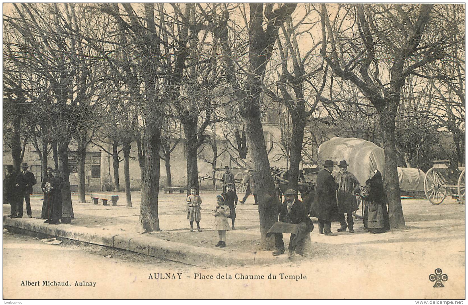 AULNAY PLACE DE LA CHAUME DU TEMPLE - Aulnay