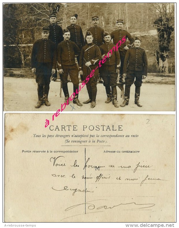 Carte Photo Soldats Du 49e Régiment-1 Sous-officier Et Un Jeune Brigadier (croix) Qui Envoie La Carte - Guerre, Militaire