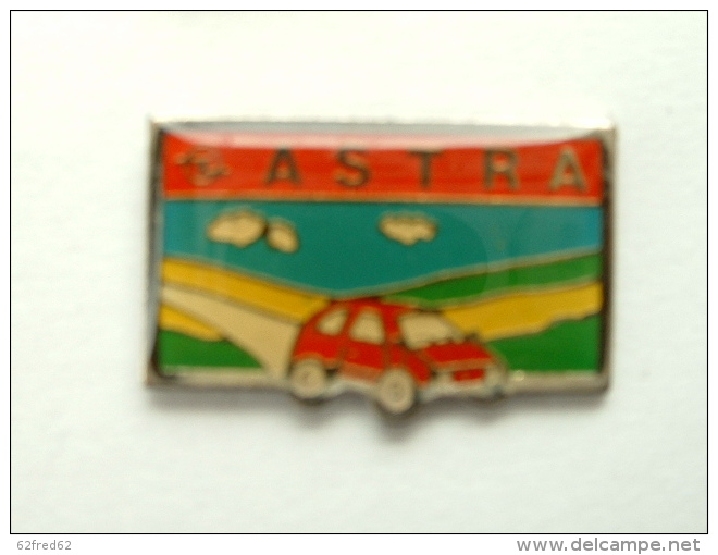 Pin´s OPEL ASTRA - Opel