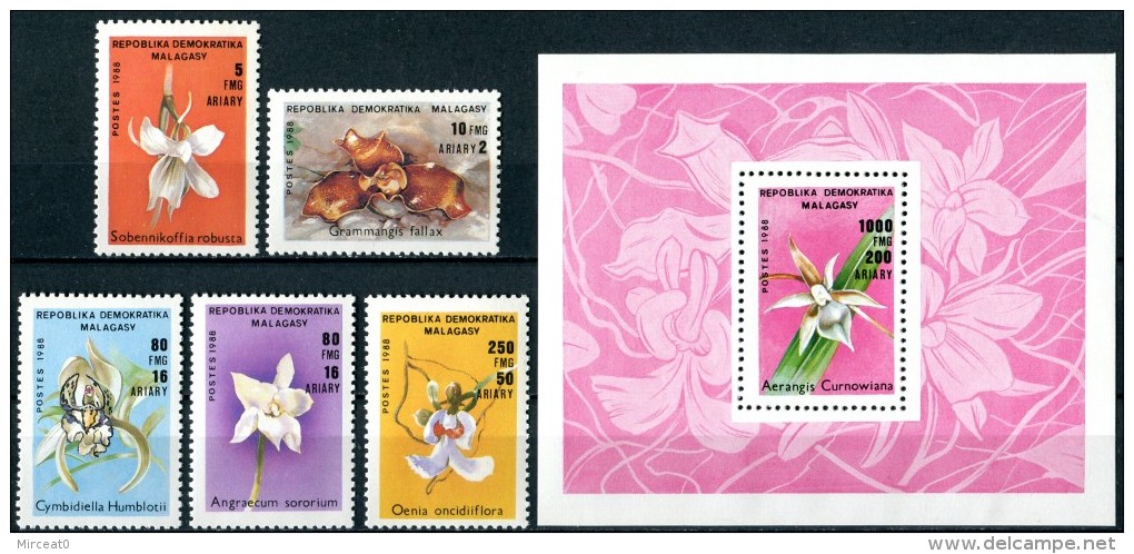 MADAGASCAR  1989  MNH   -  " FLEURS / FLOWERS "  -  5  VAL.+ 1 BLOC - Madagascar (1960-...)