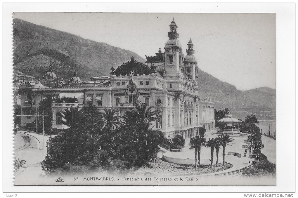 MONTE CARLO - N° 65 - L' ENSEMBLE DES TERRASSES ET CASINO - PETIT ACCROC EN BAS - CPA NON VOYAGEE - Les Terrasses