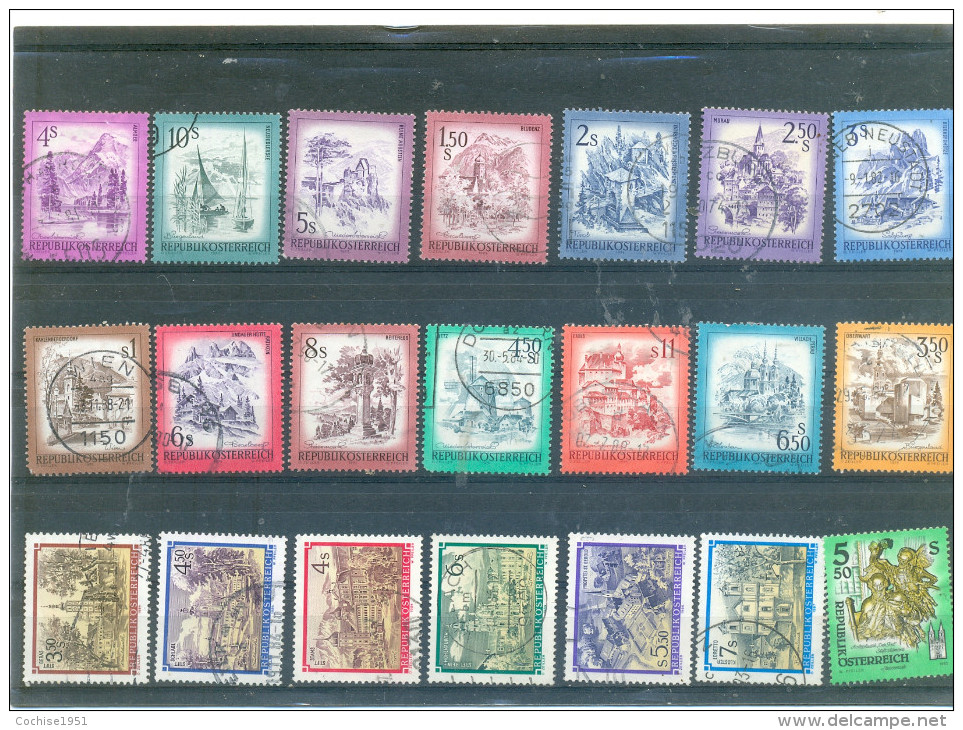 AUTRICHE - 21 Timbres " Paysages Et Abbayes" - Voir Scan Pour Qualité. - Colecciones