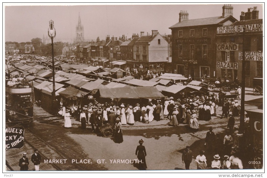 YARMOUTH - Market Place - Great Yarmouth