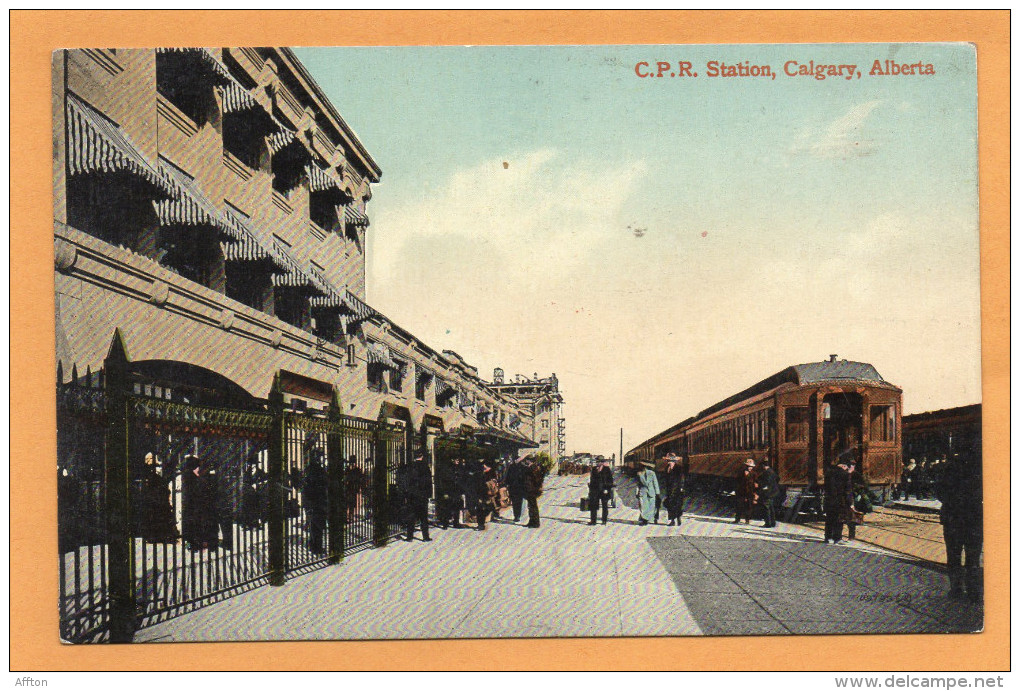 CPR Station Calgary Alta 1910 Postcard - Calgary