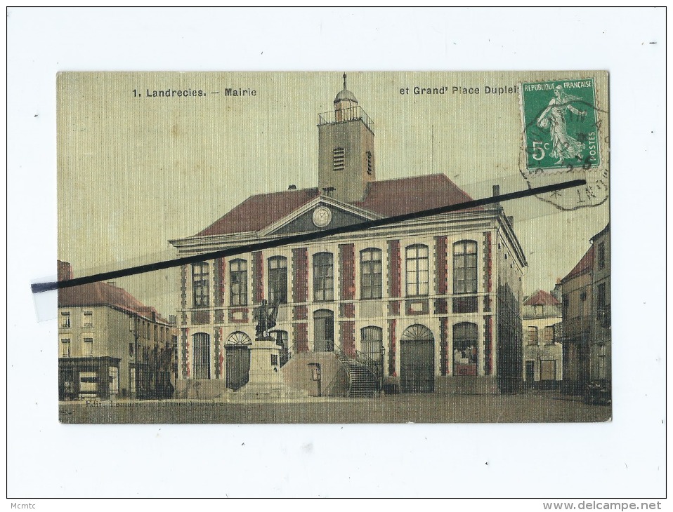 CPA -   Landrecies  -  Mairie Et Grand'Place Dupleix - Landrecies