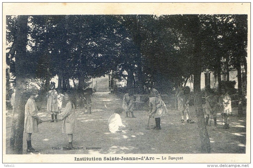 Montauban - Institution Sainte Jeanne D´Arc - Le Bosquet - Jeu De Croquet - Montauban