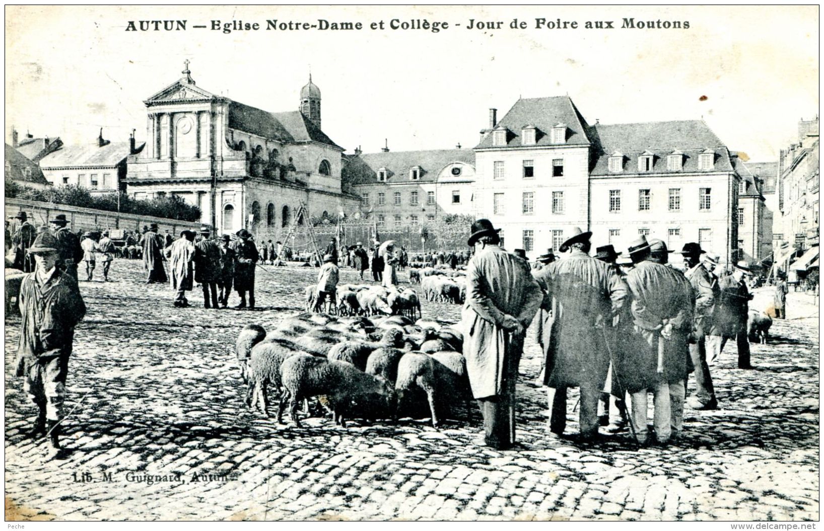 N°51106 -cpa Autun -jour De Foire Aux Moutons- - Kermissen
