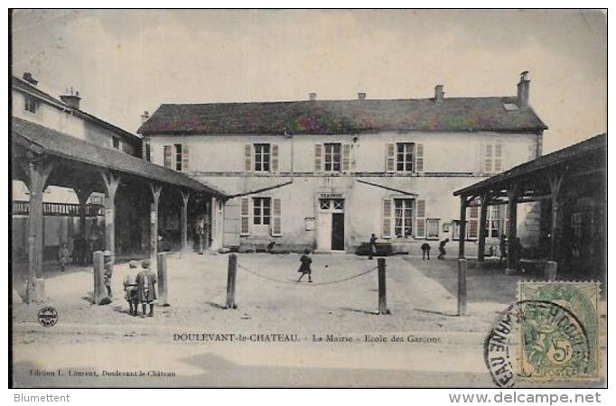 CPA Haute Marne Circulé Doulevant Le Chateau école - Doulevant-le-Château