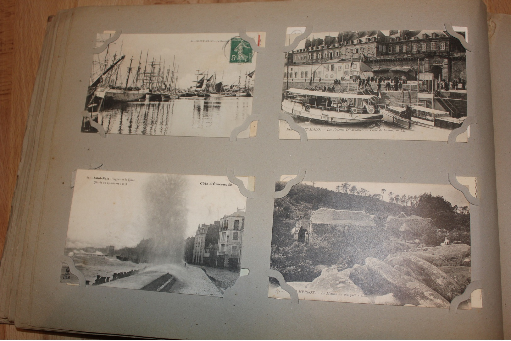 ALBUM DE 370 CPA ( département 22 - 29 - 35 - 56 )