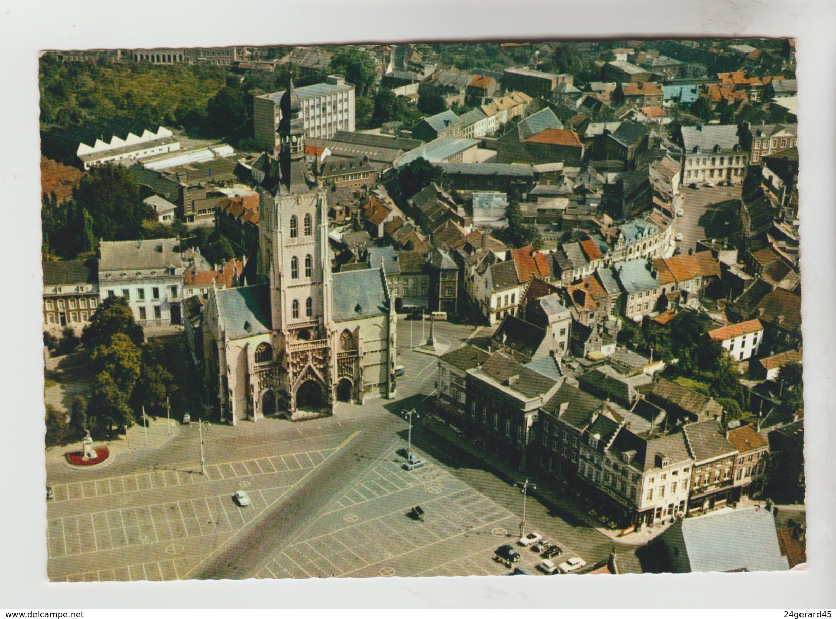 CPSM TIENEN TIRLEMONT (Belgique-Brabant Flamand) - Vue Aérienne Eglise Notre Dame Au Lac Et Grand Place - Tienen