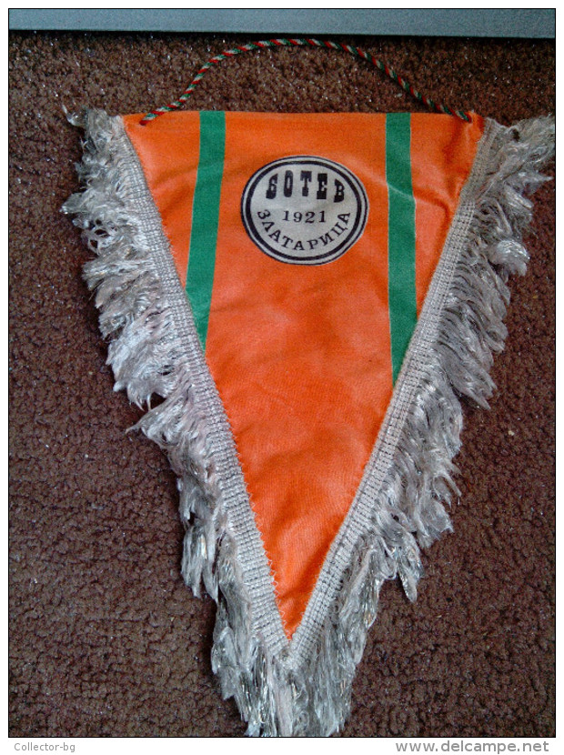 ULTRA RARE FLAG FOOTBALL CLUB BOTEV ZLATARICA 1921 BULGARIA  USED - Abbigliamento, Souvenirs & Varie