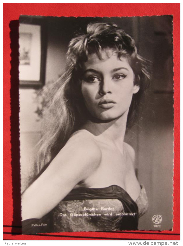 Brigitte Bardot (Pallas Film) In "Das Gänseblümchen Wird Entblättert (En Effeuillant La Marguerite)" - Artiesten