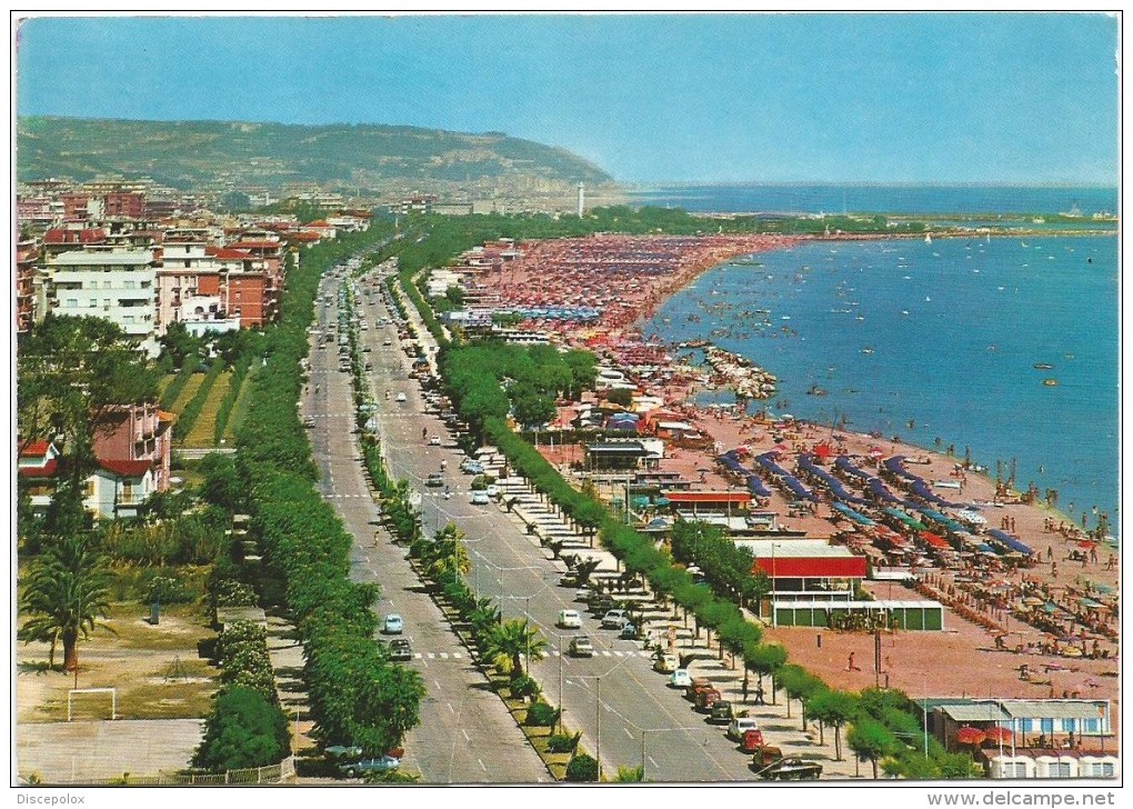 Y2338 San Benedetto Del Tronto (Ascoli Piceno) - Panorama Del Lungomare / Viaggiata 1984 - Altri & Non Classificati