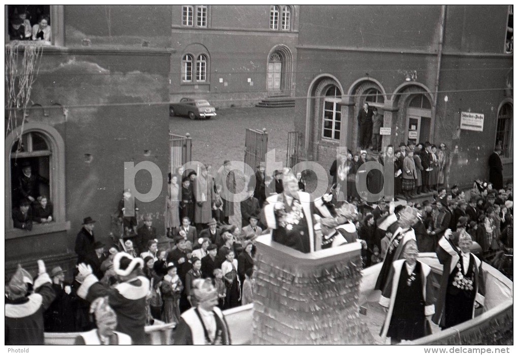 1951 CORSO PARADE FESTZUG OFFENBACH AM MAIN GERMANY DEUTSCHLAND ORIGINAL AMATEUR 35mm NEGATIVE NOT PHOTO NO FOTO BILD - Autres & Non Classés