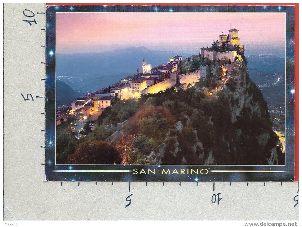 CARTOLINA NV SAN MARINO - Prima Torre E Centro Storico - 10 X 15 - San Marino