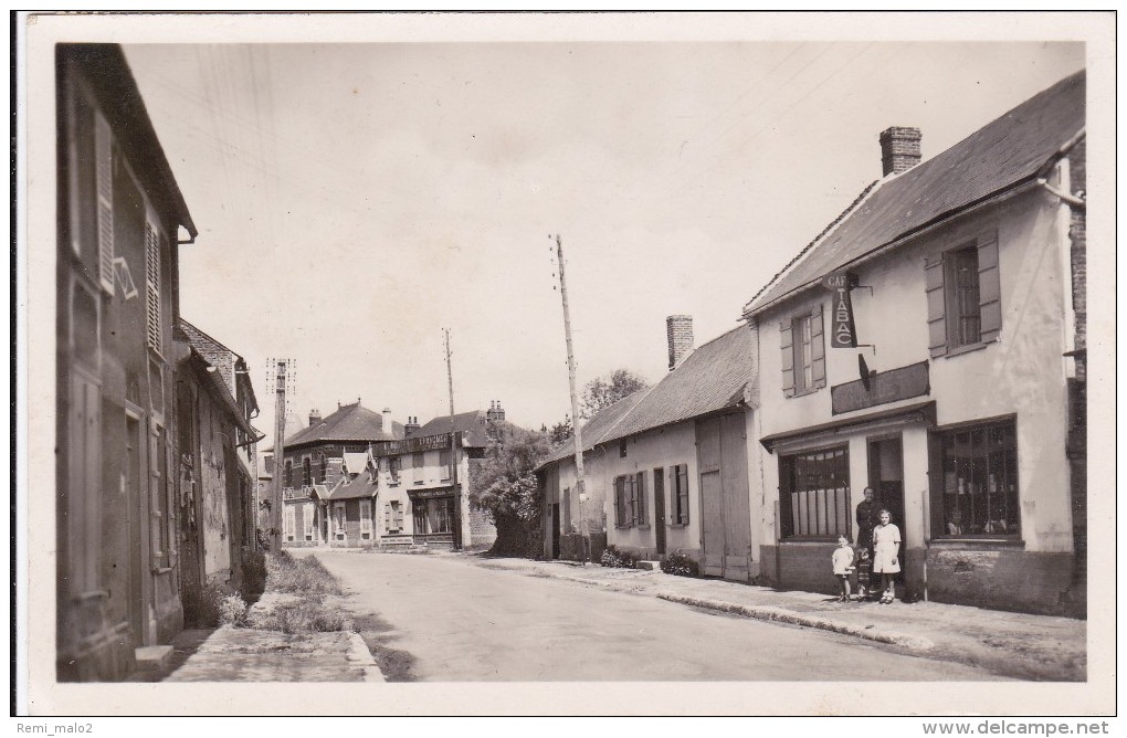 CARTE POSTALE     FROISSY 60   Rue De Breteuil - Froissy