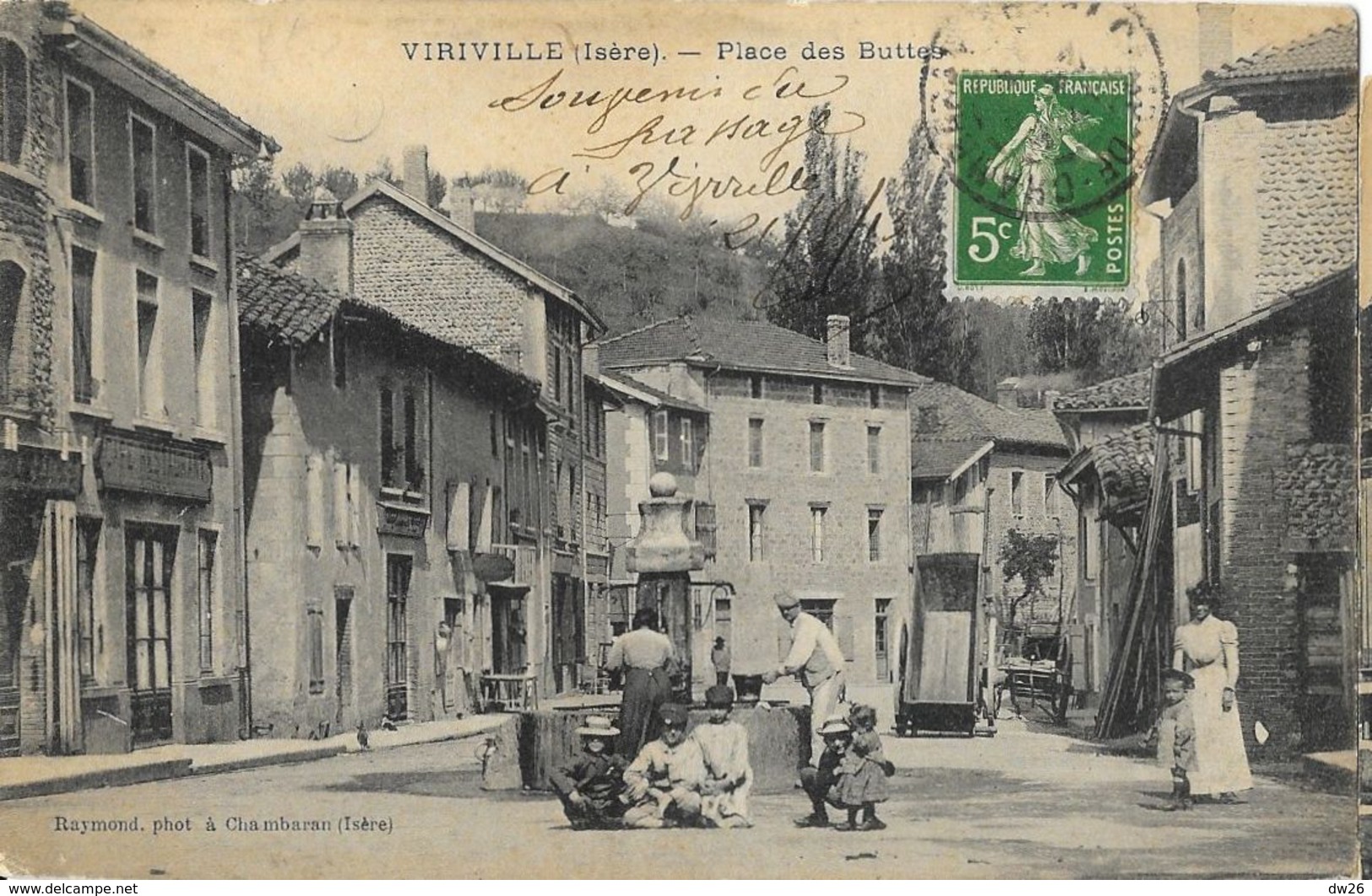 Viriville (Isère) - La Place Des Buttes, Belle Animation - Edition Raymond - Viriville