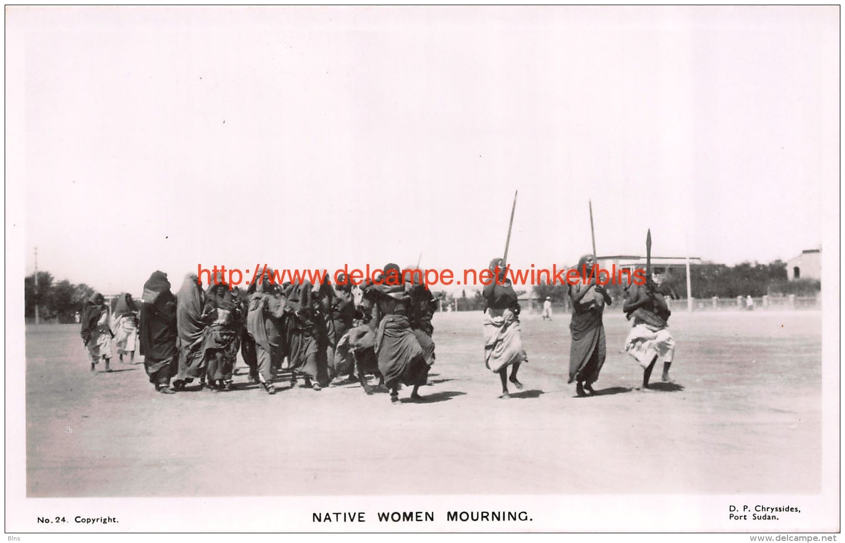 Native Women Mourning - Soudan