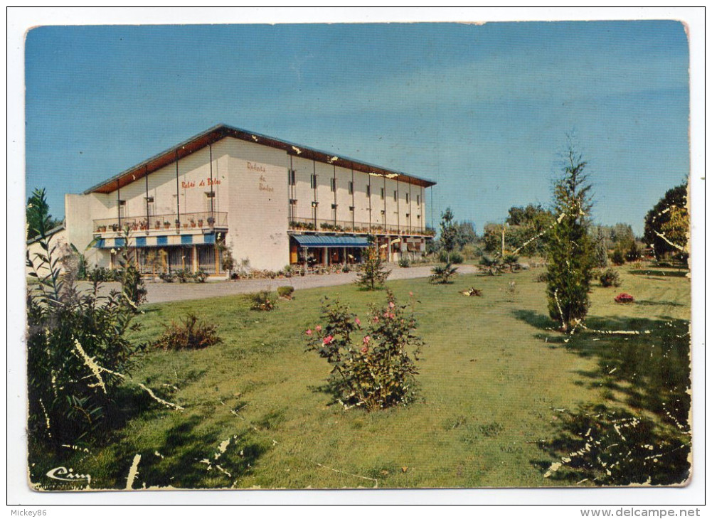 VIC EN BIGORRE--Hôtel "Le Relais De Baloc " Cpm  éd  Combier....à  Saisir - Vic Sur Bigorre