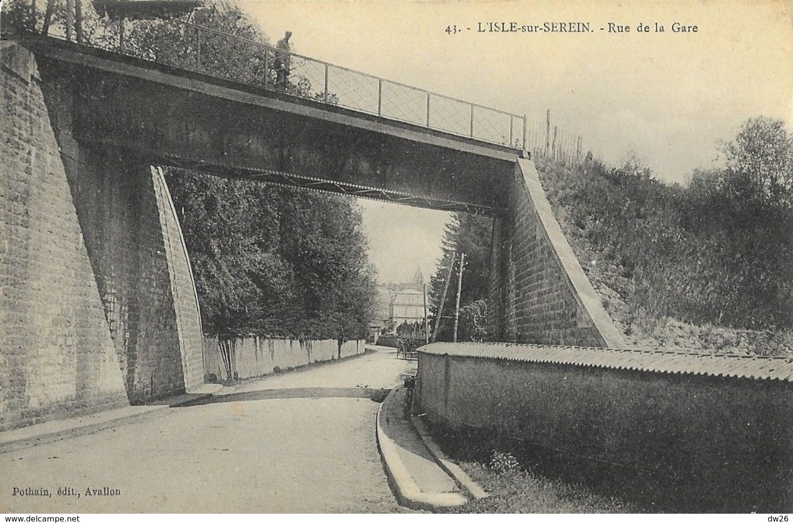 L'Isle-sur-Serein (Yonne) - Rue De La Gare - Edition Pothain - Carte Non Circulée - L'Isle Sur Serein