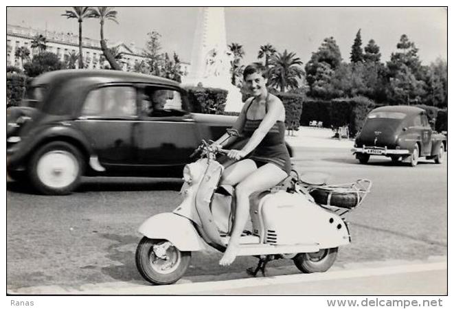 Photo Vespa NICE 9 X 14 - Autres & Non Classés