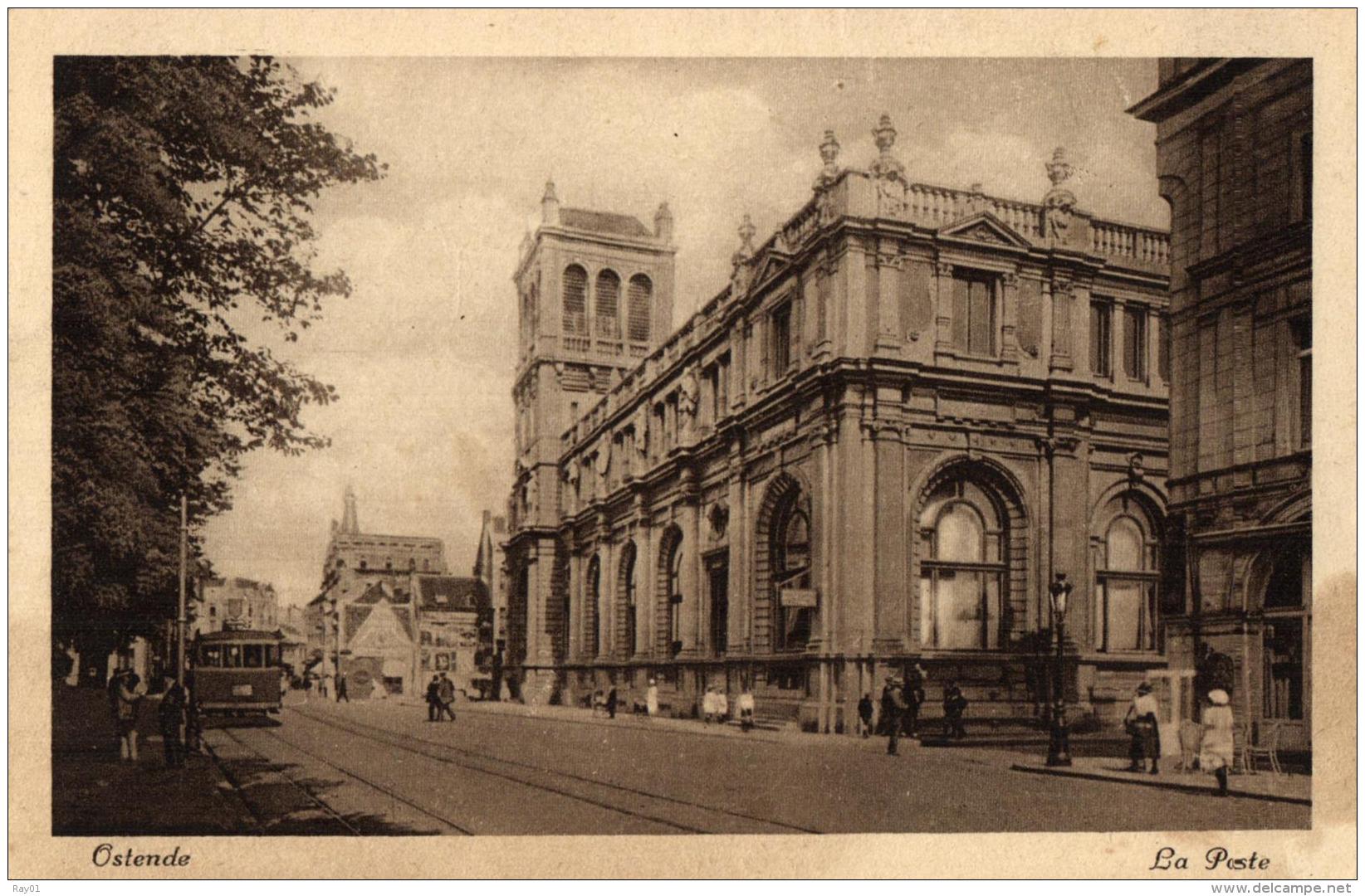 Lot De 2 Cartes - BELGIQUE - Flandre Occidentale - Ostende - La Place De La Gare - La Poste (trams). - Oostende